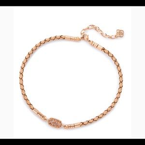 Kendra Scott necklace